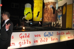 2008 - Bierwechsel im Zelt